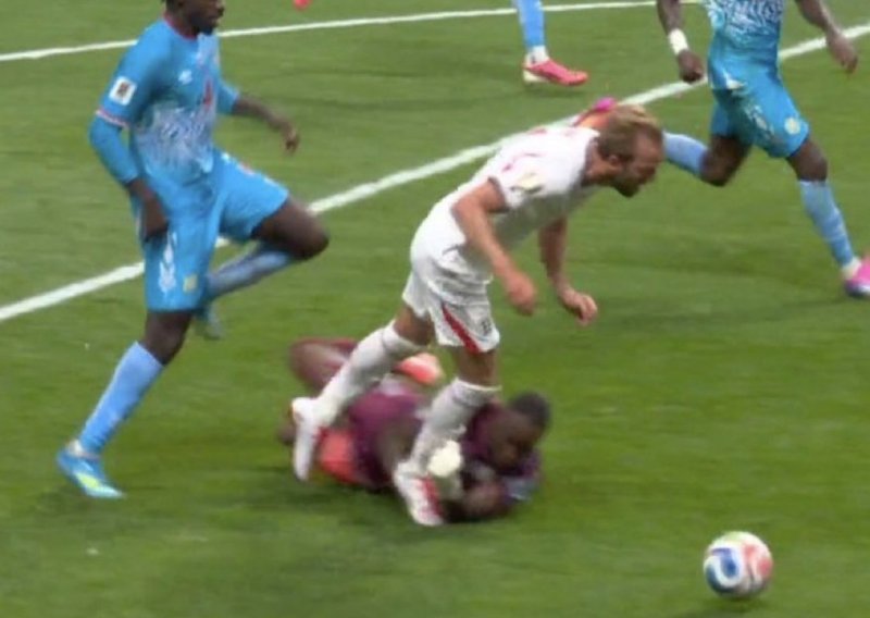 Je li Engleska zakinuta protiv DR Konga? Shearer: 'Za mene je to penal!'