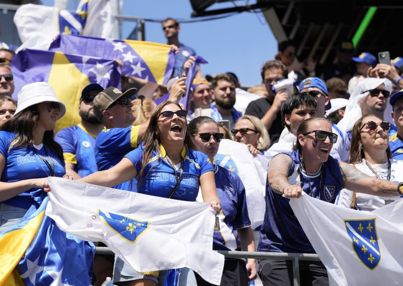 Pogledajte kakav su 'kaos' napravili navijači Bosne i Hercegovine
