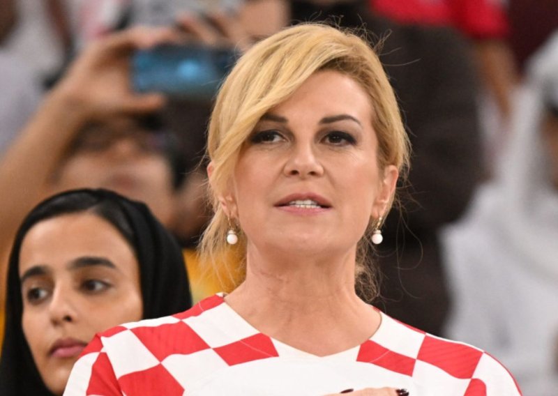 Kolinda u navijačkom elementu: Javila se iz Toronta uz nezaobilaznu crveno-bijelu kombinaciju