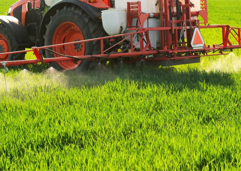 Traži se hitna zabrana jednog pesticida u EU-u: Novo istraživanje otkrilo zabrinjavajuće posljedice