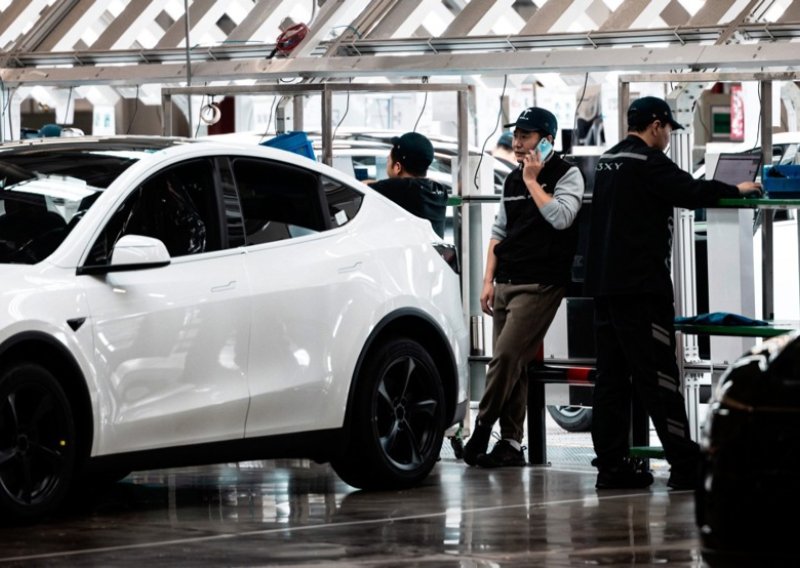 Poskočila isporuka Teslinih električnih automobila, izdvojili su moguće razloge