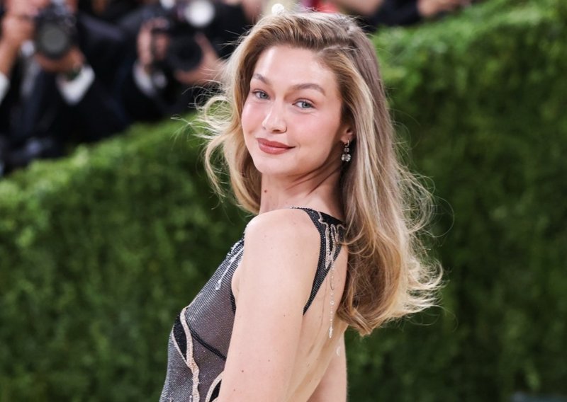 Gigi Hadid oduševila novom frizurom: Svi se pitaju krije li ona posebno značenje