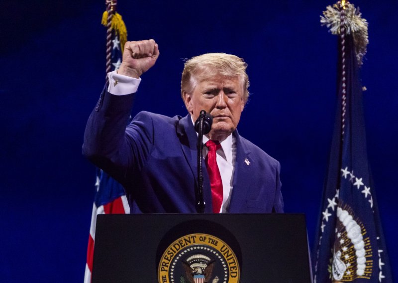 Trump napao komunizam i najavio 'zakon o spašavanju Amerike'