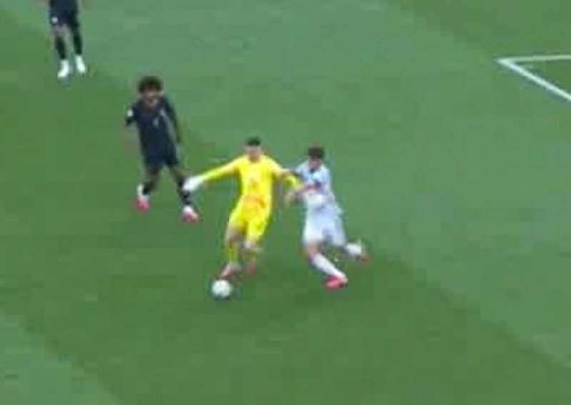 Američki golman napravio jedan od najvećih kikseva u povijesti SP-a i primio gol