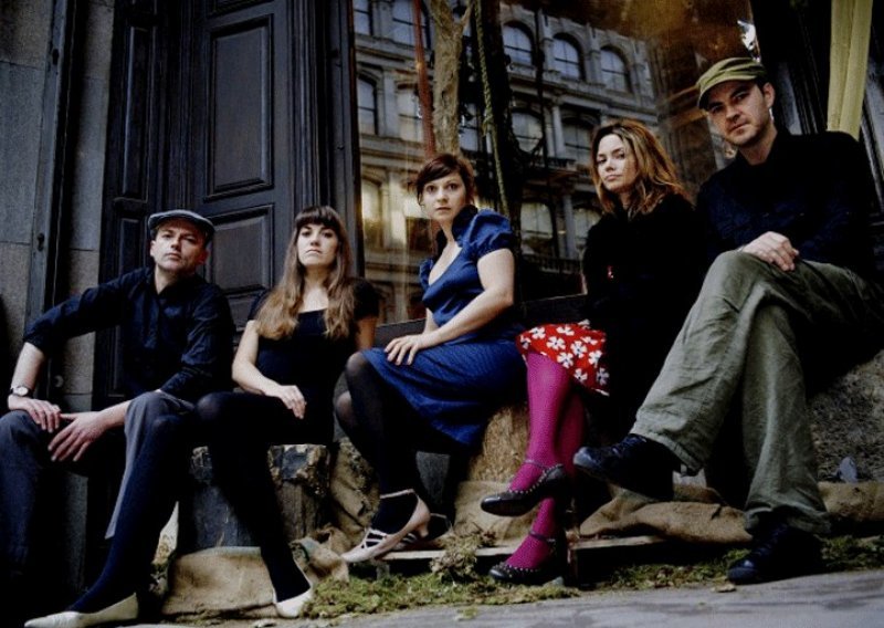 Koncert Nouvelle Vague na Tuškancu