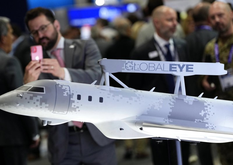 NATO mijenja flotu iz doba Hladnog rata: Stižu novi švedski avioni, Boeing ostao praznih ruku