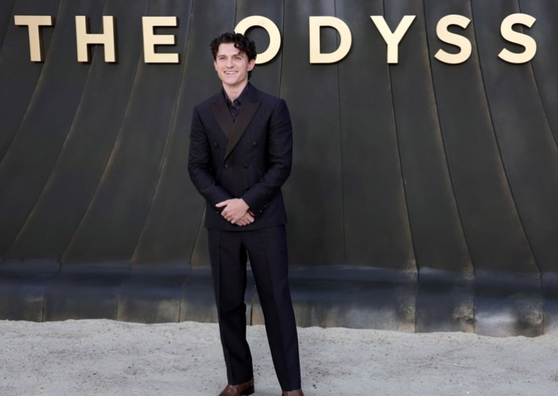 Zašto je Tom Holland mislio da ga Christopher Nolan mrzi na setu novog spektakla?