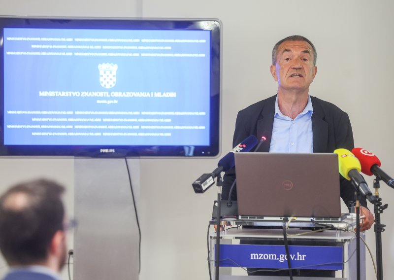 Rezultati državne mature: Ove godine više kandidata, neugodno iznenadili rezultati iz informatike