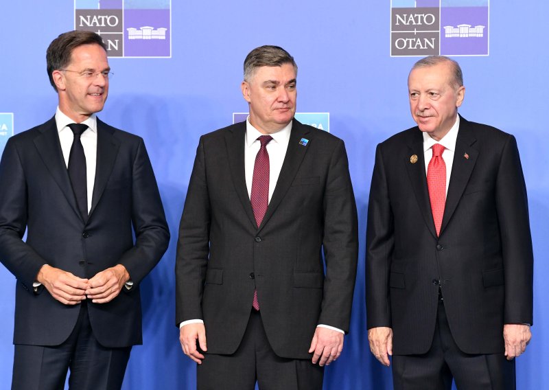 Stigle nove fotke Milanovića na samitu, otkriveno i s kime se zasebno sastao