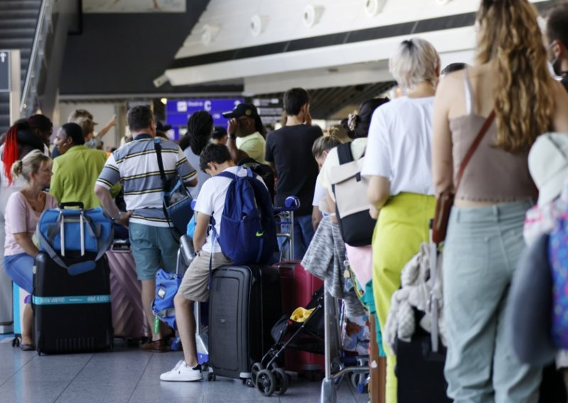 Kaos i redovi na granicama uzdrmali plan Bruxellesa: Devet država traži promjenu plana