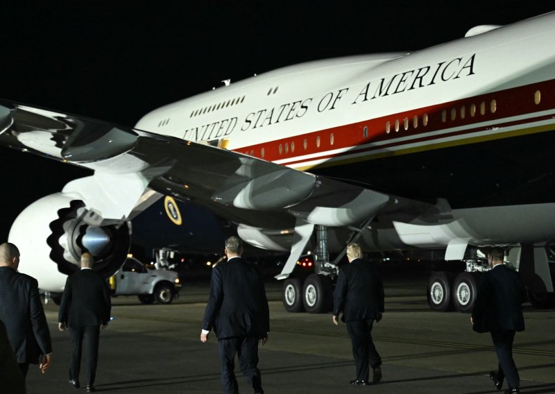 Trump se iz Turske vratio s novim modelom aviona Air Force One: Evo tko mu ga je poklonio