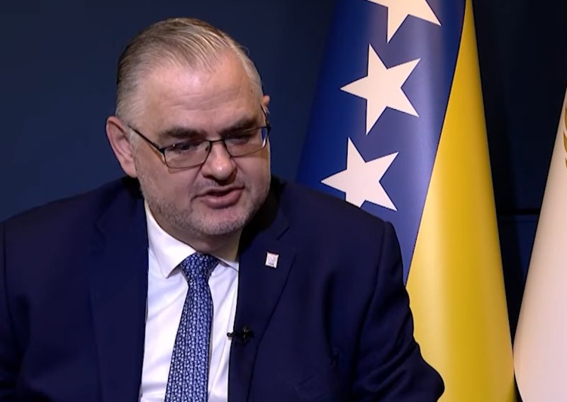 Šef provedbe mira u BiH ne dvoji: Visoki predstavnik je i dalje potreban