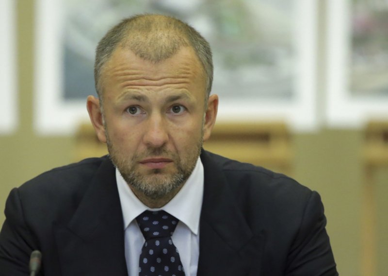 Ruski oligarh poslao upozorenje: Ovo su tri scenarija za Rusiju, nijedan nije dobar