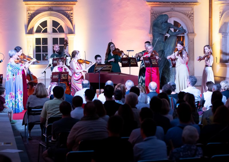 Večeri na Griču nastavljaju u velikom stilu: Stižu glazbenici Berlinske filharmonije i zbor iz Covent Gardena