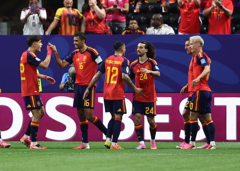 Španjolska u polufinalu! Rezervni golman Belgije poklonio joj je gol za pobjedu u 88. minuti