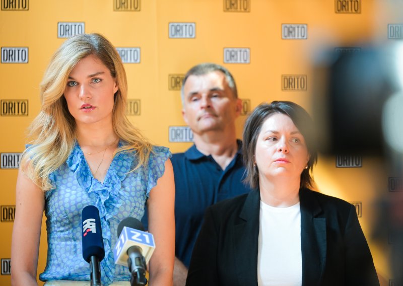 Zastupnici iz Drita 'udarili' po Tomaševiću: 'Građani vide razrovane ulice, kašnjenja...'