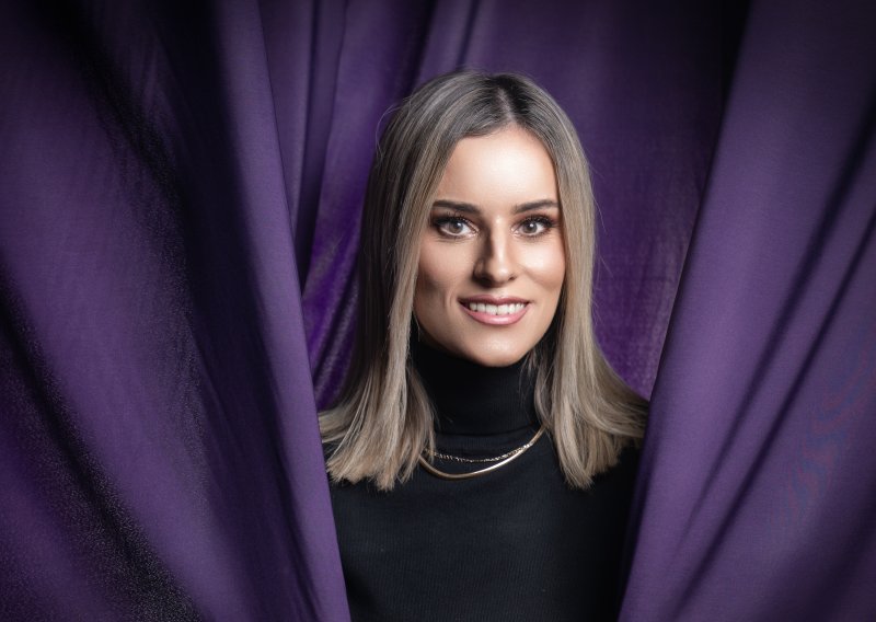 Stigla prinova u obitelj poznatog novinarskog para: Ines Goda Forjan i Ivan Forjan postali roditelji dječaka