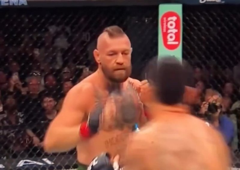 Conor McGregor teško se miri s porazom: 'Ovo mogu opisati samo kao...'
