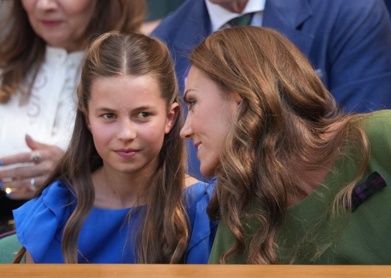 Prava mala kopija: Princeza Charlotte pokazala frizuru po kojoj je poznata Kate Middleton