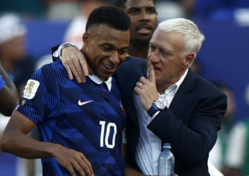 Deschamps uoči polufinala SP-a otkrio u kakvom je stanju ozlijeđeni Mbappe