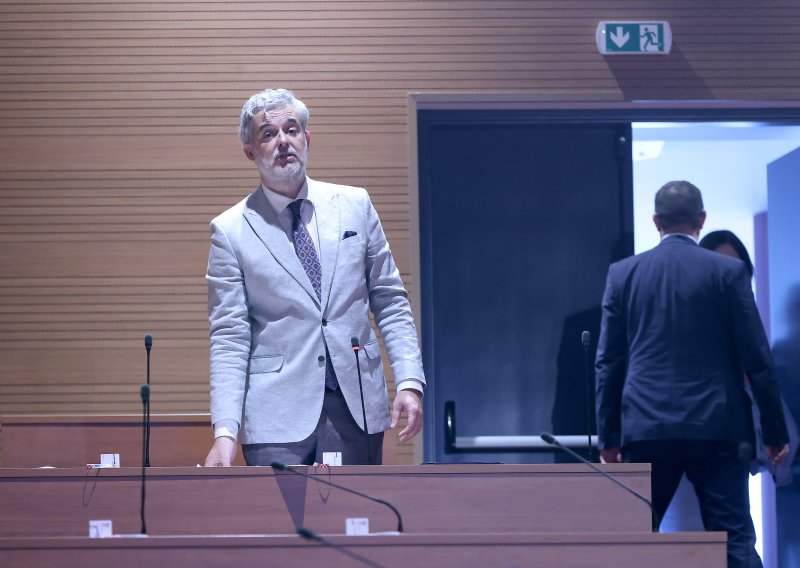 Raspudić o Penavinoj BiH deklaraciji: Najavio viski, prezentirao kamilicu