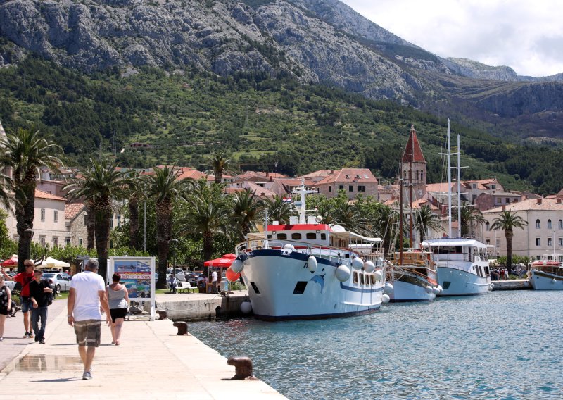 Makarska uvela ograničenje prodaje alkohola u trgovinama