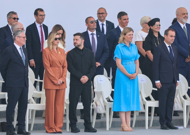 Umjesto haljine Olena Zelenska odabrala je genijalno odijelo u efektnoj nijansi
