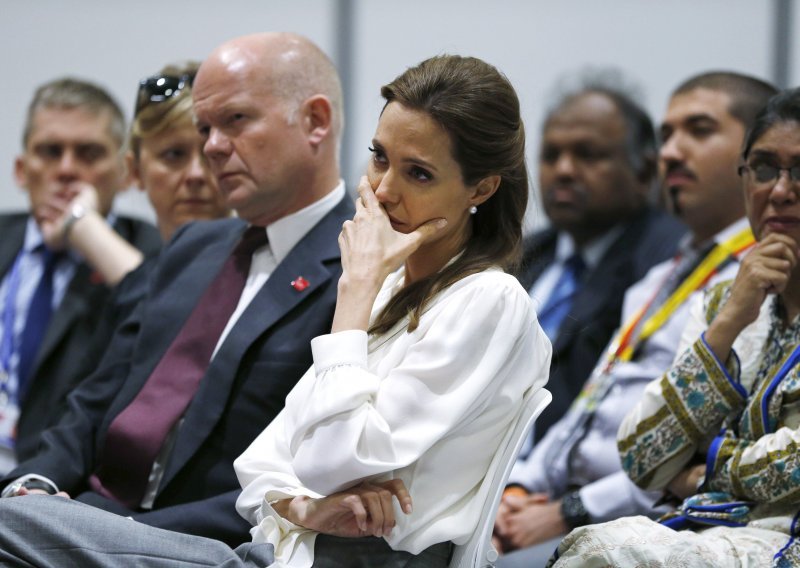 Angelina Jolie: Svjesna sam da je riječ o silovanju