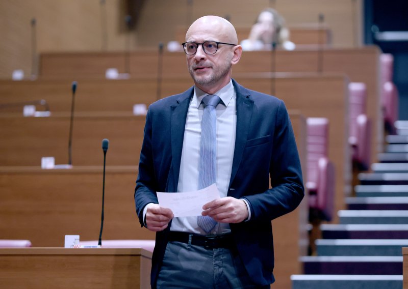 Skinut imunitet SDP-ovu zastupniku: 'Nismo nikad imali ovakav slučaj'