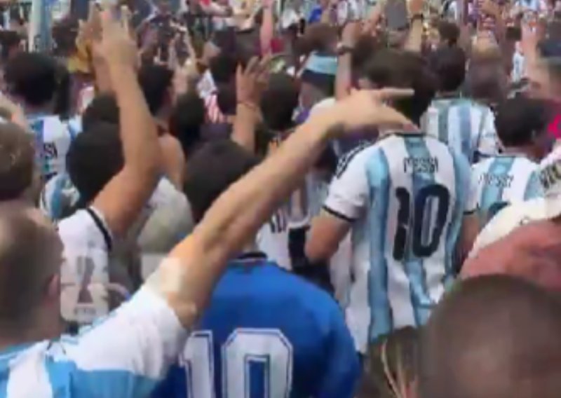 Pogledajte kako su Argentinci slavili ispadanje Francuske pa poslali poruku Englezima: 'Minuta šutnje za mrtve'