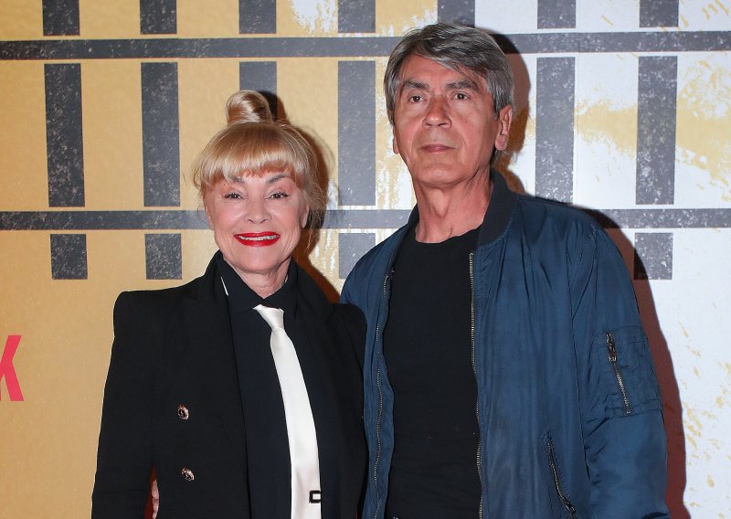 Anja Šovagović suprugu Draganu posvetila dirljivu objavu za 70. rođendan: 'Moje čudo!'