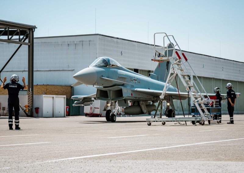 Novi njemački borbeni avion prvi put u javnosti: Ovo ga čini ga iznimno opasnim