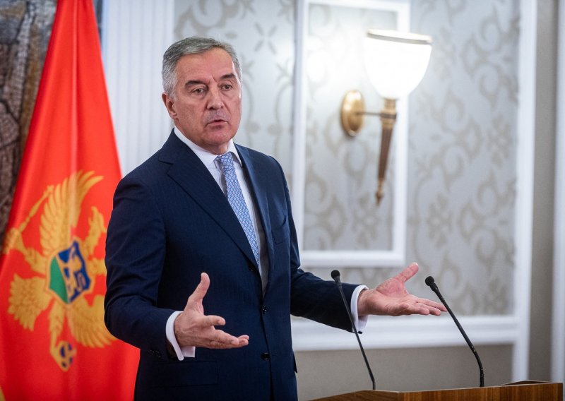 Milo Đukanović piše knjigu o tri desetljeća na vlasti: Pomaže mu poznati hrvatski povjesničar?
