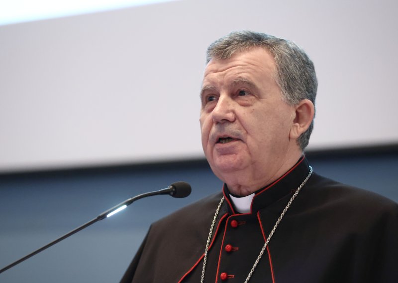 Nadbiskup Vukšić: BiH ne može opstati uz neravnopravnost i loše zakone
