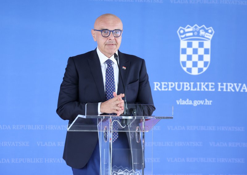 Ružić komentirao povećanje plaća spremačica: 'Moguće je razmotriti'