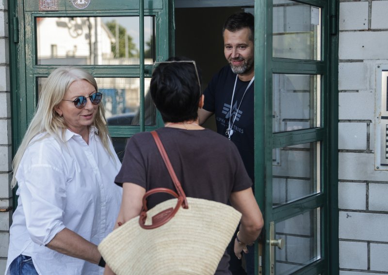 Tko je žena uhićena s brigadirom Devčićem: Na vojnoj odjeći zaradila milijun eura
