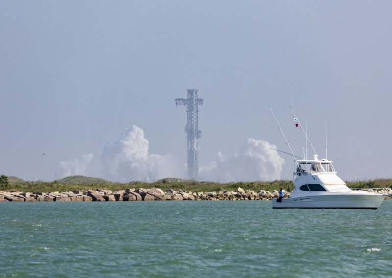 SpaceX u zadnji čas obustavio lansiranje rakete: Dio motora se nije pokrenuo