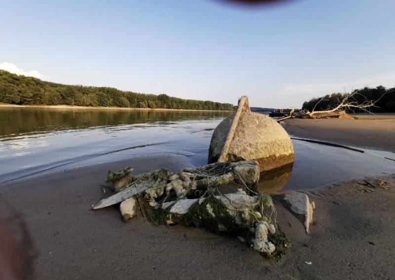 Nemojte se prepasti: Danas će eksplodirati avionske bombe pronađene na obali Dunava