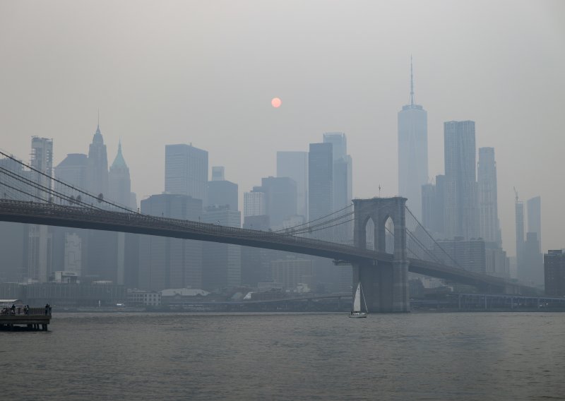 Veliki dim nadvio se nad New Yorkom: Finale SP-a u velikom problemu