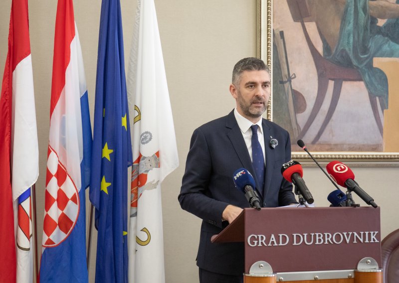 Obnavlja se lukobran u Trstenom: Ugovor težak milijun i pol eura