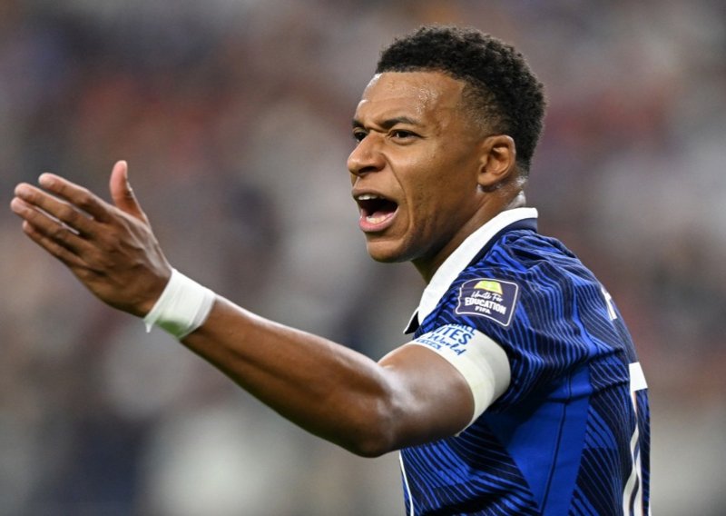 Drama u francuskoj reprezentaciji! Igrači zamjerili Deschampsu, Mbappe odmah reagirao