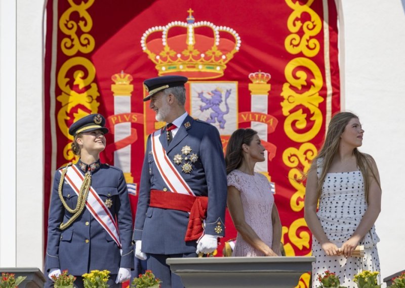 Kralj Felipe i Letizia putuju na finale, no Javier Milei odbija otići iz neobičnog razloga