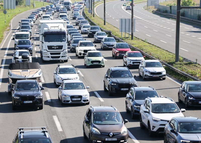 Teška nesreća na A1, dignut i helikopter, a odmah se stvorila kolona prema Zagrebu
