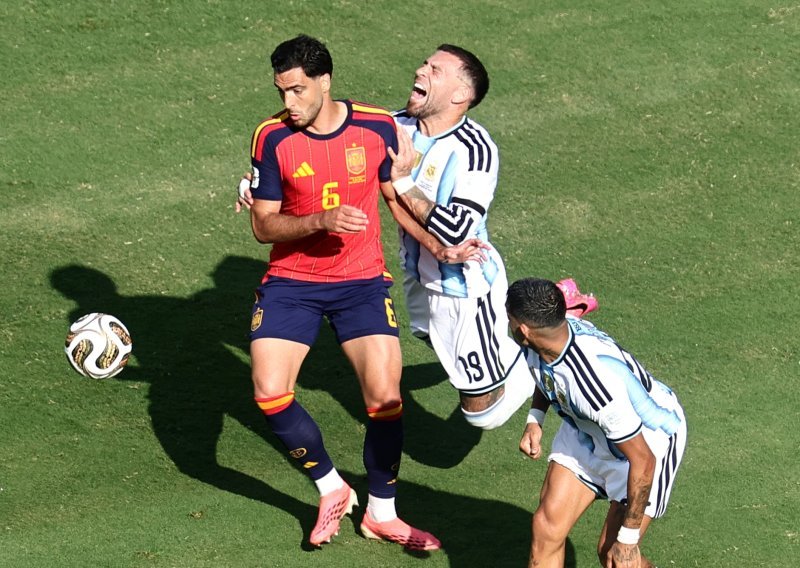 Pogledajte zašto je slovenski sudac poništio gol Španjolske protiv Argentine