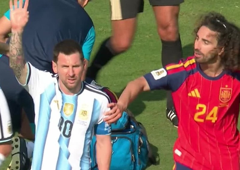 Messi na oštrom udaru legende zbog sramotnog poteza u finalu