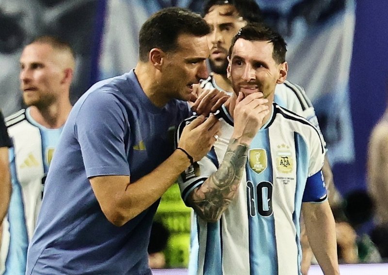 Rasplakao se nakon poraza u finalu pa najavio da napušta reprezentaciju Argentine