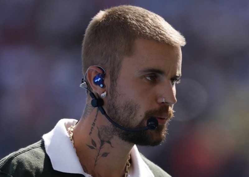 Justin Bieber htio napraviti spektakl na finalu SP-a, a našao se na žestokom udaru kritika