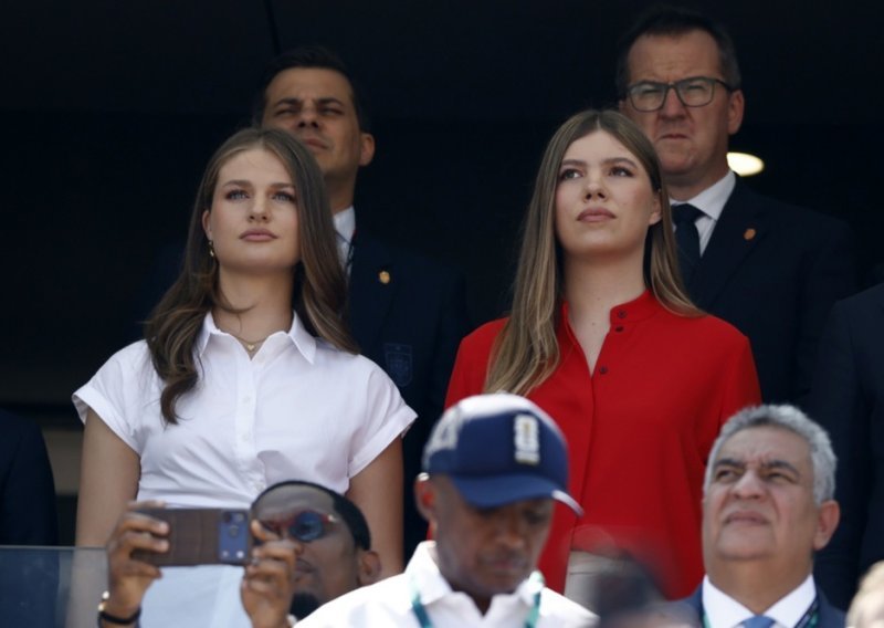 Besprijekorne kombinacije: Evo kako su španjolske princeze modno slavile svoju reprezentaciju
