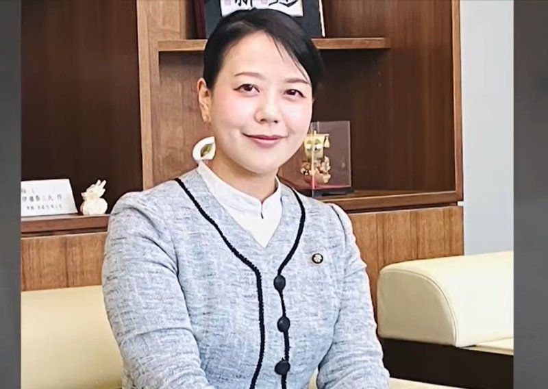 Povijesni potez najmlađe japanske gradonačelnice: Uzela rodiljni dopust usred mandata