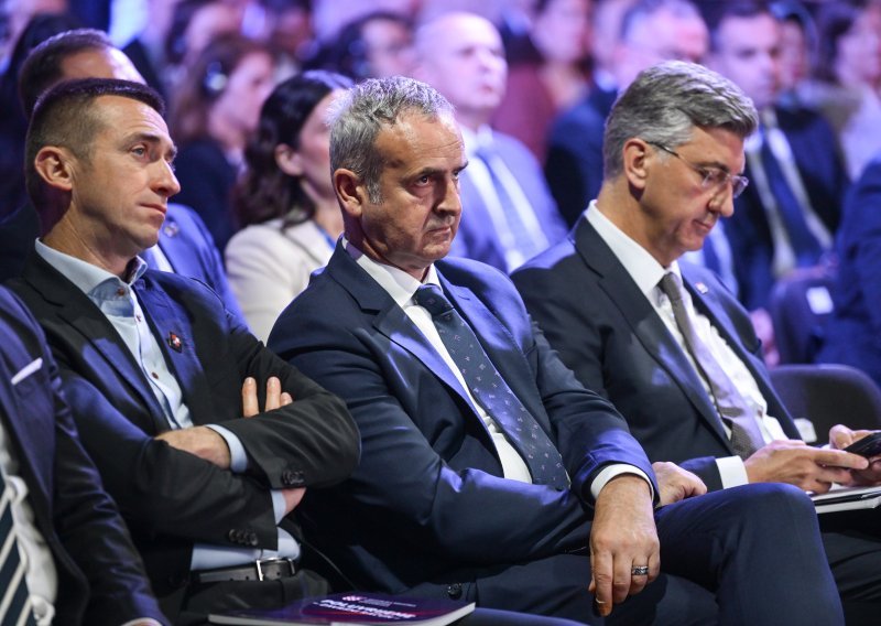 Politička popara: Je li rezolucija o Hrvatima u BiH najava tihog razlaza HDZ-a s DP-om?
